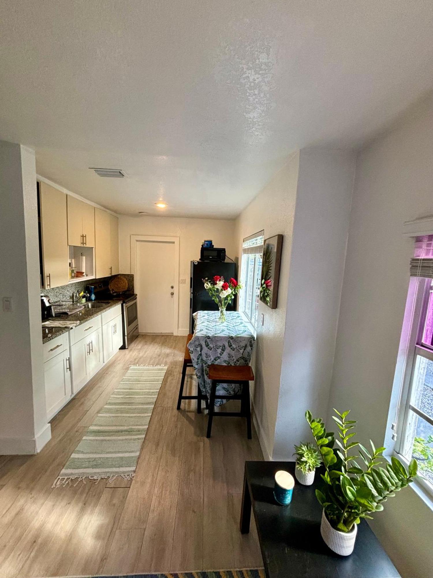 Deluxe Room In Best Location Miami In A 2 Bedrooms Unit - Parking, Laundry And Luggage Storage Exterior photo